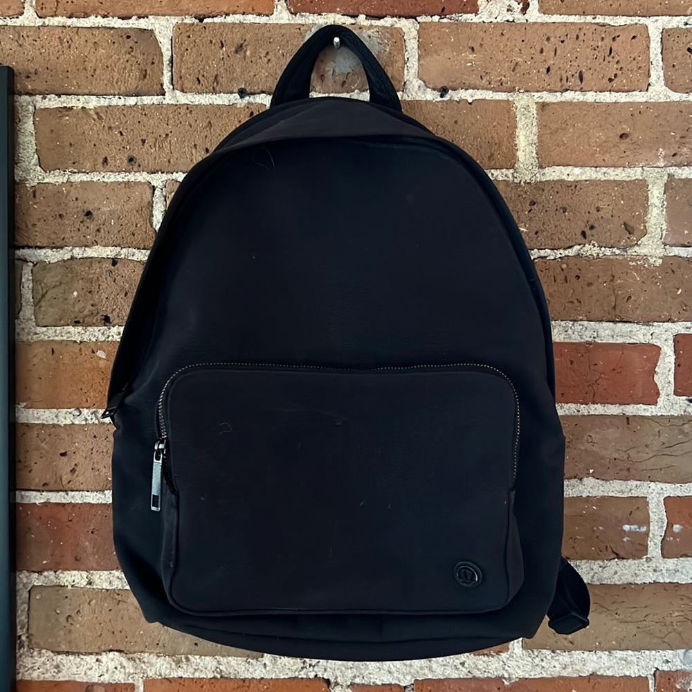lululemon Everywhere Back Pack *Canvas
